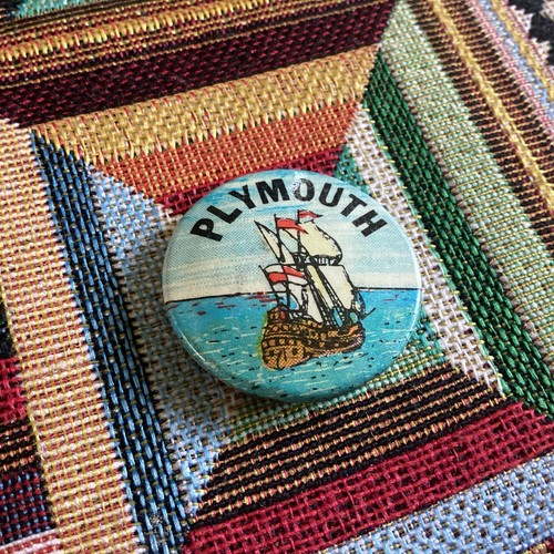 Plymouth devon vintage badge - plymouth,