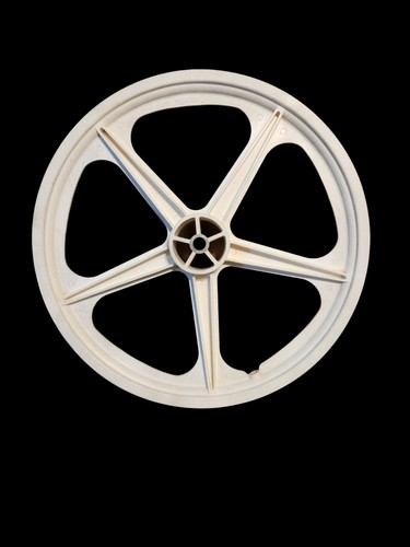 White skyway tuff wheel - 20",