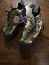 Five ten climbing shoes - ten,