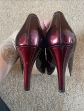 Clarks Anika Kendra Wine Patent Court Shoes Size 5.5