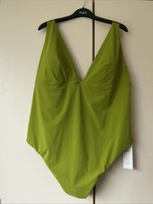 M&S Non- Wired Plunge