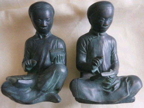 Sculptures mathematician - 2,