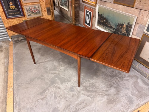 Mid century retro - danish, style