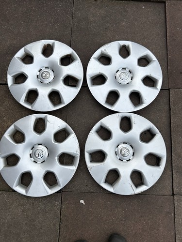 Vauxhall wheel trims - wheel,