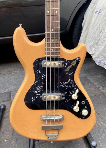 Vintage 1965 bass guitar - vintage,
