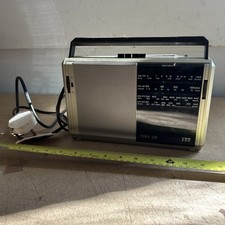 Itt tiny 220 vintage radio - itt,