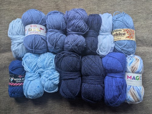 Mixed blue scrap yarn bundle - mixed,