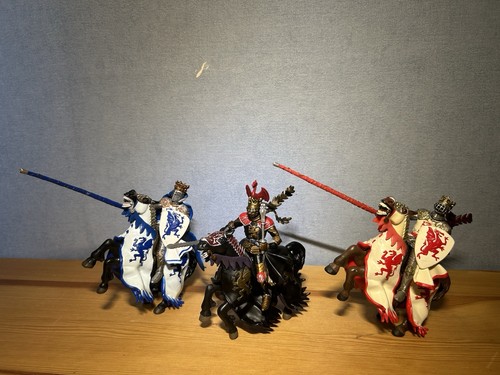 Papo 2004 collectible - collectible, knights