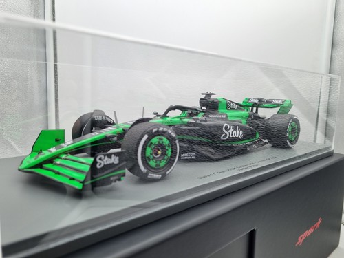 Stake team kick - kick, sauber