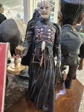 NECA Hellraiser Pinhead 18