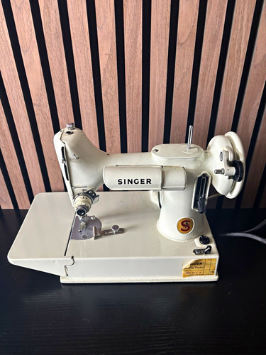 Singer featherweight 221 - featherweight,