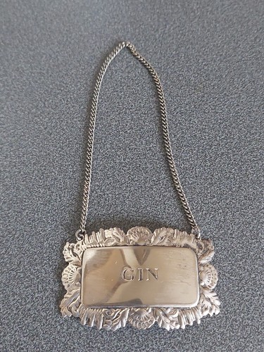 Vintage antique gin decanter - vintage/,
