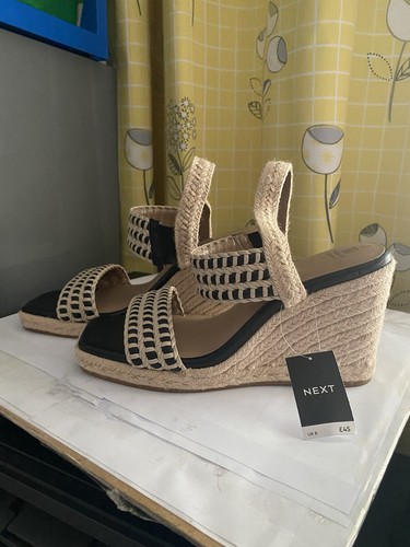 Next black cream - &, heel