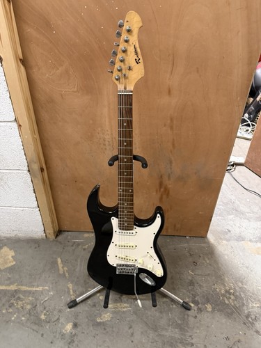 Rockburn strat type guitar - type, in