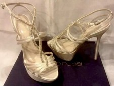$1079 Sorgio Rossi ivori,siver