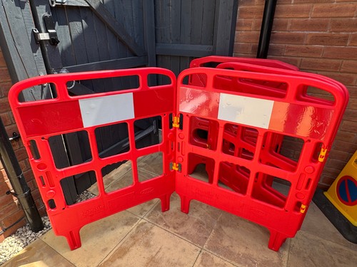 Red utility manhole - 2,