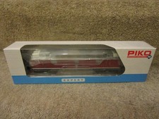 PIKO 52606 BR 221 CLASS 221 HO