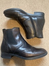 Pavers Black Brouge Chelsea