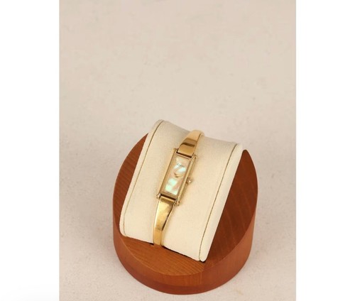 Vintage gucci 1500l gold - gucci,