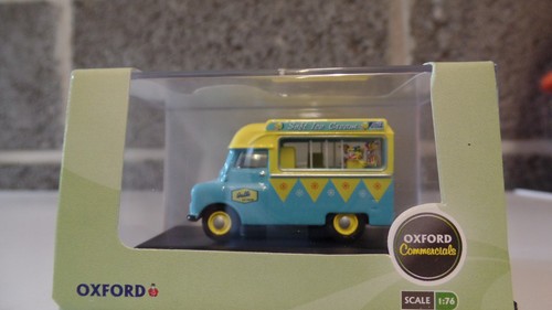 Oxford 76ca002 walls ice - 1:76,