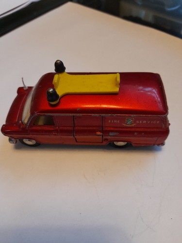 Dinky toys ford transit - toys,