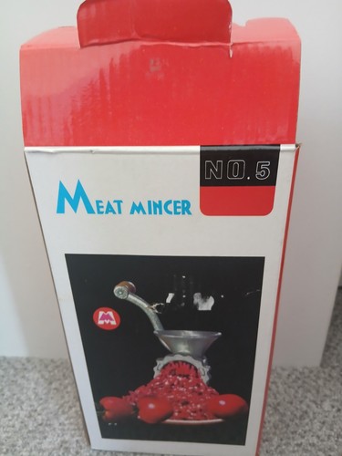 Meat mincer grinder cast - mincer,