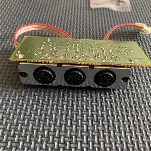 Akai s3200 sampler midi ports - akai,
