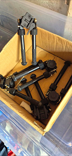 Adjustable black metal rifle - metal,