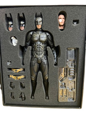 BATMAN DX Batman Figure