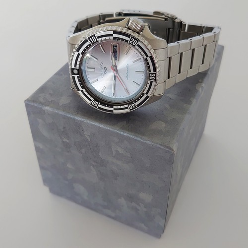 Seiko sports skx new - seiko, 5