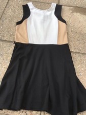 Ladies Smart Sleeveless Dress From Primark With Pilling