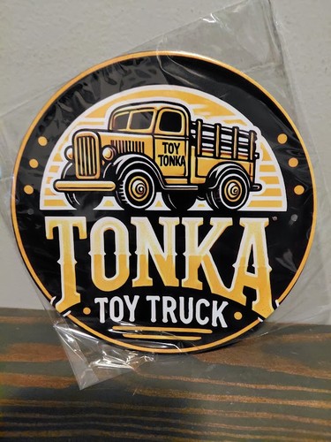 Tonka toy truck - truck, metal