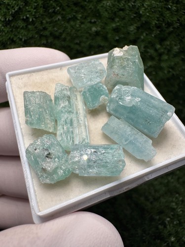 Rare aquamarine lot 10 - rare,