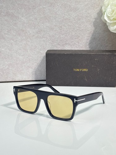 Tom ford tf1337 - tom, cyrus-02