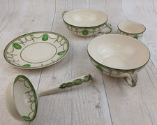 Vintage Royal Doulton Countess Green pattern china pieces x5