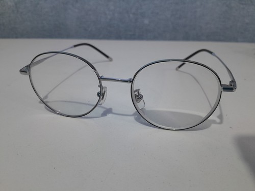 Specsavers titanium - j,