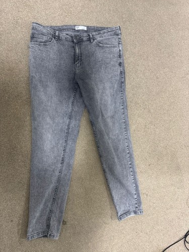 Mens gray jeans worn - jeans,