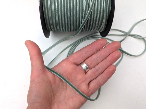 Thin velvet ribbon narrow