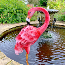 Metal Flamingo in Vibrant Pink