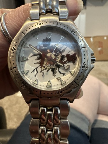 Warner bros fossil looney - warner,