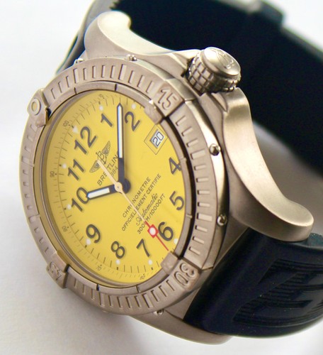 Breitling watch e17370 avenger - breitling,