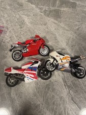 Various 1:18 Scale Motorcycle