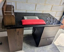 Wood and granite top manicure