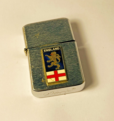 Dora enamelled badge - dora,