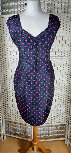 Rare vintage 100 silk - rare, polka