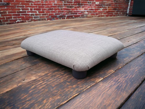 Low foot stool firm - 7.5,