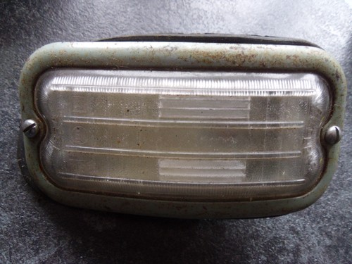 Butlers curved side light 1554