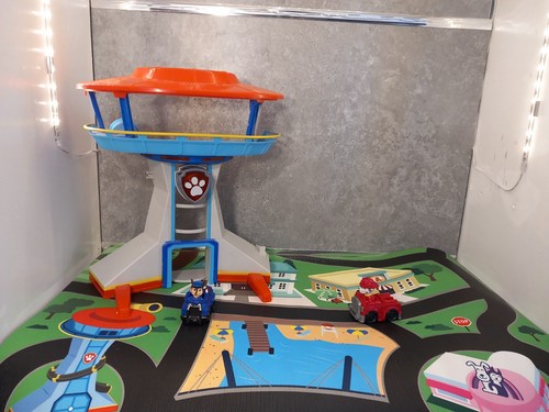 Paw patrol look - paw, tower