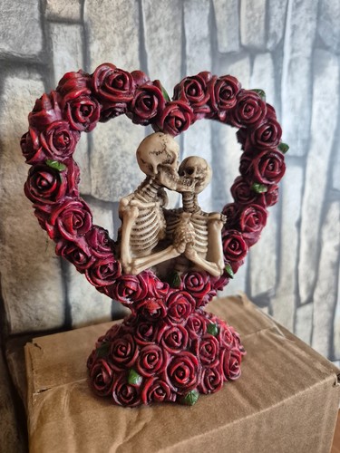 Skeleton lovers rose heart - lovers,