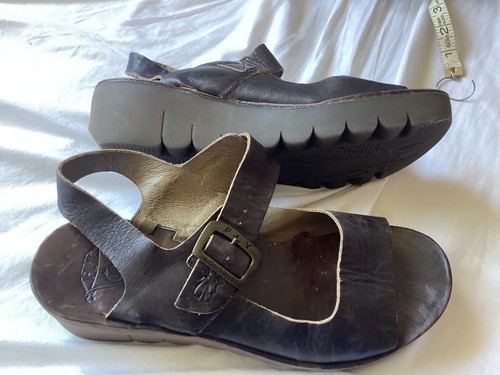 Fly dark brown - fly, sandal